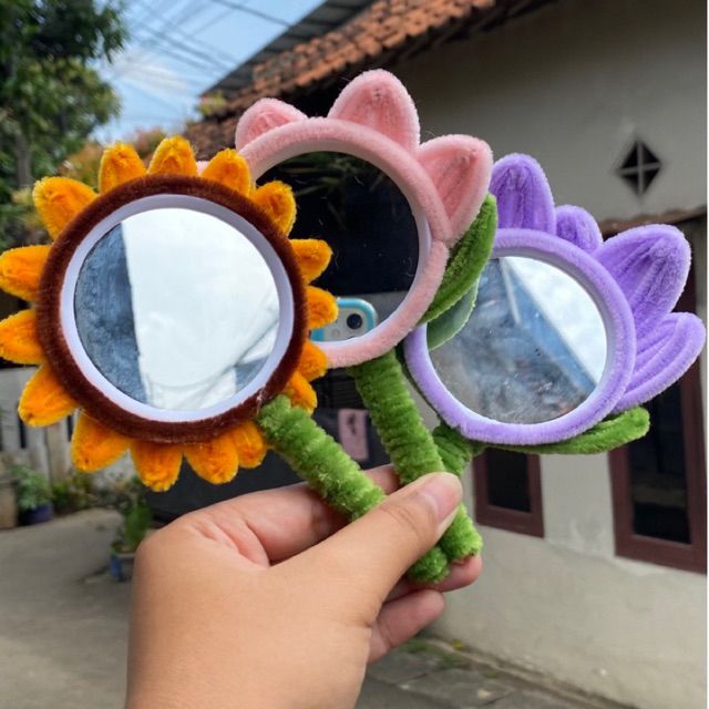 Cermin bunga tangkai